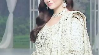 Top Pakistani Female Actress - Bridal Looks....#ayezakhan #sanajaved #kubrakhan #shorts #komalmeer.