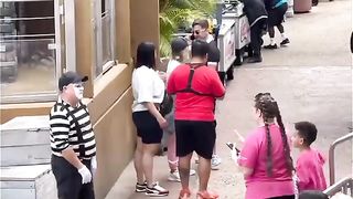 Tom's To Join Bro