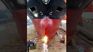 LAUNCH OF SHIPS INTO THE OCEAN