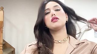 Beautiful celebrity girl viral video