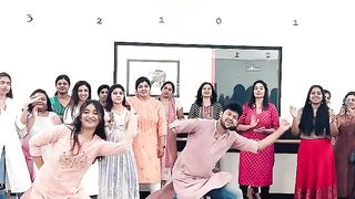 Kamariya - Mitron Bolly Garba Dance Workshop ( Round 2 ) | Pooja Reddy