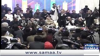 Rehana Dar Exposed Khawaja Asif In front Of International Media