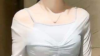 Elina devia