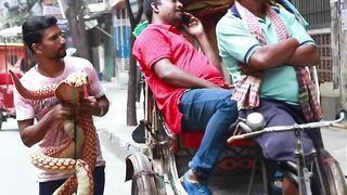 KING+COBRA+SNAKE+PRANK+ON+PUBLIC+Part+55+%21++EMTIAZ+BHUYAN