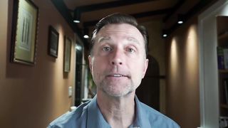 Strange & Weird Niacin (B3) Deficiency Signs and Symptoms