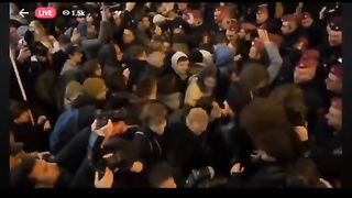 ПРОТЕСТИ В УНГАРИЯ ПРОТИВ ОРБАН