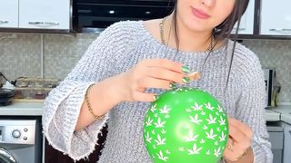 Make a beautiful unusual vase for Hona