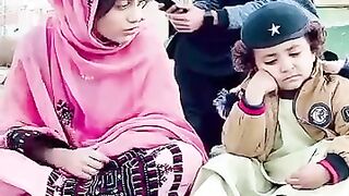 Chappal ki bhi Jodi hoti hai -