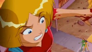 Totally Spies! Clover Giantess Growth