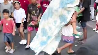 Dragon dance roblox edition..