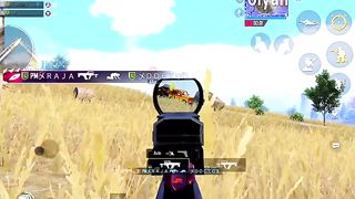 Fighting_in_last_zone_with_two_sqaud
