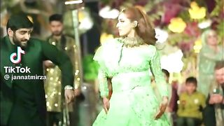 Jannat Mirza Dance On Her Sister Mehndi ❤❤