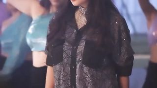 Wah kya cheez bani hai mere pe ♥️