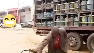 FUNNY BUT REAL ????????????