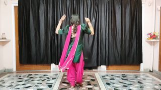 Song  kyu_Khanke_Teri_Choodi_Song