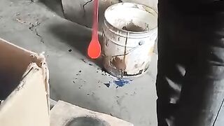 ככה מנפחים כלי זכוכית מגניב