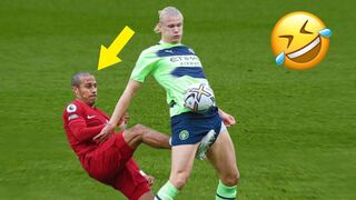 Funny moment of football