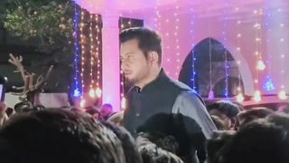 ایک لیڈر کی اپنی عوام سے محبت۔