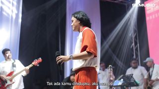 RIZKY FEBIAN - BERPISAH ITU MUDAH || LIVE
