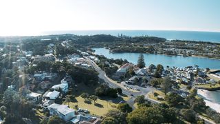 "Discover Australia: Spectacular Landscapes and Unique Wildlife Encounters!"