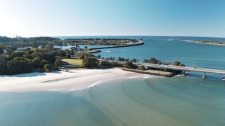 "Embark on an Australian Odyssey: Magnificent Landscapes and Unforgettable Wildlife Encounters Await!"