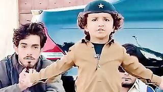 mout darti hai mujhse------_babache _viral _funny