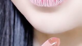 Lipstick Tutorial, Lips Hacks #lipstick #makeup #shorts #viralvideo #foryoupageofficiall #shorts #trending #viralvideo