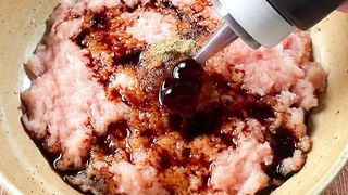 Chili stuffed with chicken