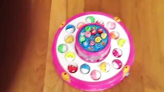 Cute_Floating_Fish_Toy_-_Fishing_Toys_Game.