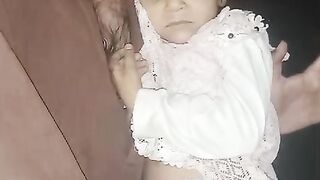 Ye bachi kis ka hay