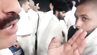 The Overseas Pakistani Pray for Imran Khan Success in Haram Sharif