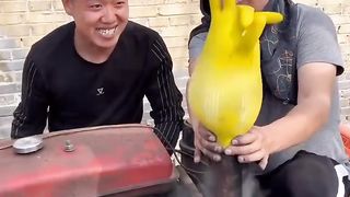 TWO IDIOTS.