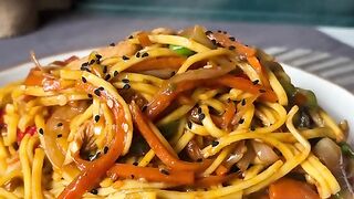 CHICKEN CHOW MEIN RESTAURANT STYLE RECIPE