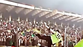 The Voice of Qaidi Number 804 in PSL Maches in Stadium