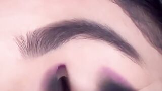 Eye makeup