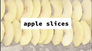Apple Magic Cake