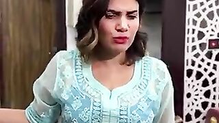 Delivery Boy Ne Ladki Ko Loot Liyaa