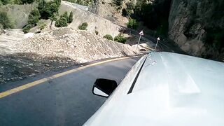 Pakistan travelling bast enjoying