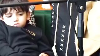 Ya hain aj kal k bacha