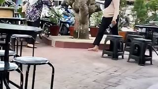 Waduhhh Istri sah labrak di duga pelakor di Langsa