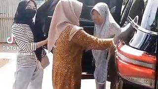 The Touching Moment of In-Law's Arrival