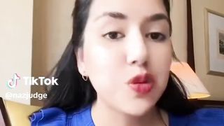 Menurut saya... capres itu sudah mengclaim dirinya menang dan layak jadi presiden dari versi quick count..