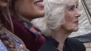 The Queen visits art studio in London_to_meet creatives