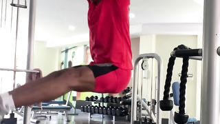 "Absolution Elegance: Sculpting Core Strength with Graceful Precision! ????????"