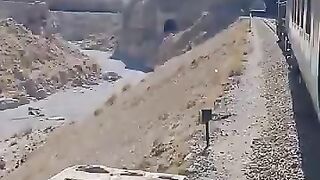 Bolan Pass  jafeer express