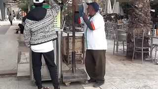 اضحك من قلبك???? #viral #shortvideo #funny #fypシ #مقالب #منص #foryou #ضحك