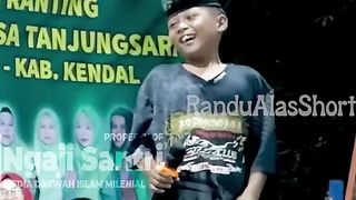 Bocah Sarunge Ngacung Ketemu Ning Umi Laila