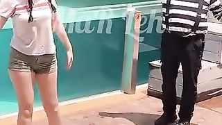 Tom the mime