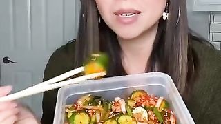 ℹ️ My new obsession is Cucumber Kimchi | MyHealthyDish