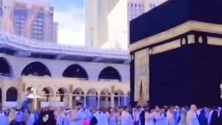 din Raat hai magadu ka hai Mela.
